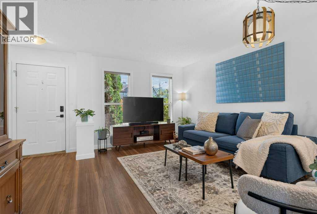 223 Elgin Point SE - 7