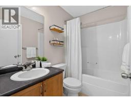 223 Elgin Point SE - photo 29