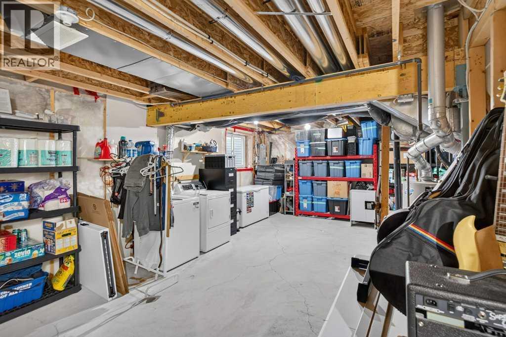 223 Elgin Point SE - 30