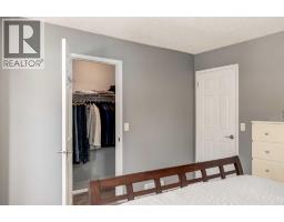 Laundry room - 2, 2013 24 Street Sw, Calgary, AB T3E1T1 Photo 12