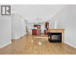4pc Bathroom - 125 25 Avenue Nw, Calgary, AB T2M2A4 Photo 13