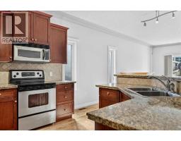 Primary Bedroom - 125 25 Avenue Nw, Calgary, AB T2M2A4 Photo 8