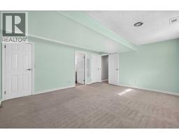 125 25 Avenue Nw, Calgary, AB T2M2A4 Photo 43