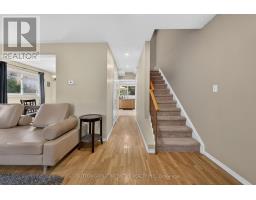 26 Fox Run, Barrie, ON L4N5L5 Photo 11