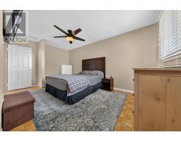 26 Fox Run, Barrie, ON L4N5L5 Photo 14