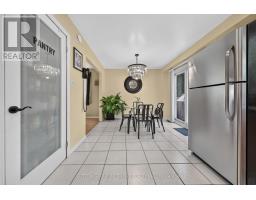 26 Fox Run, Barrie, ON L4N5L5 Photo 9