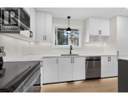 10551 Sherman Drive, Lake Country, BC V4V1W2 Photo 23