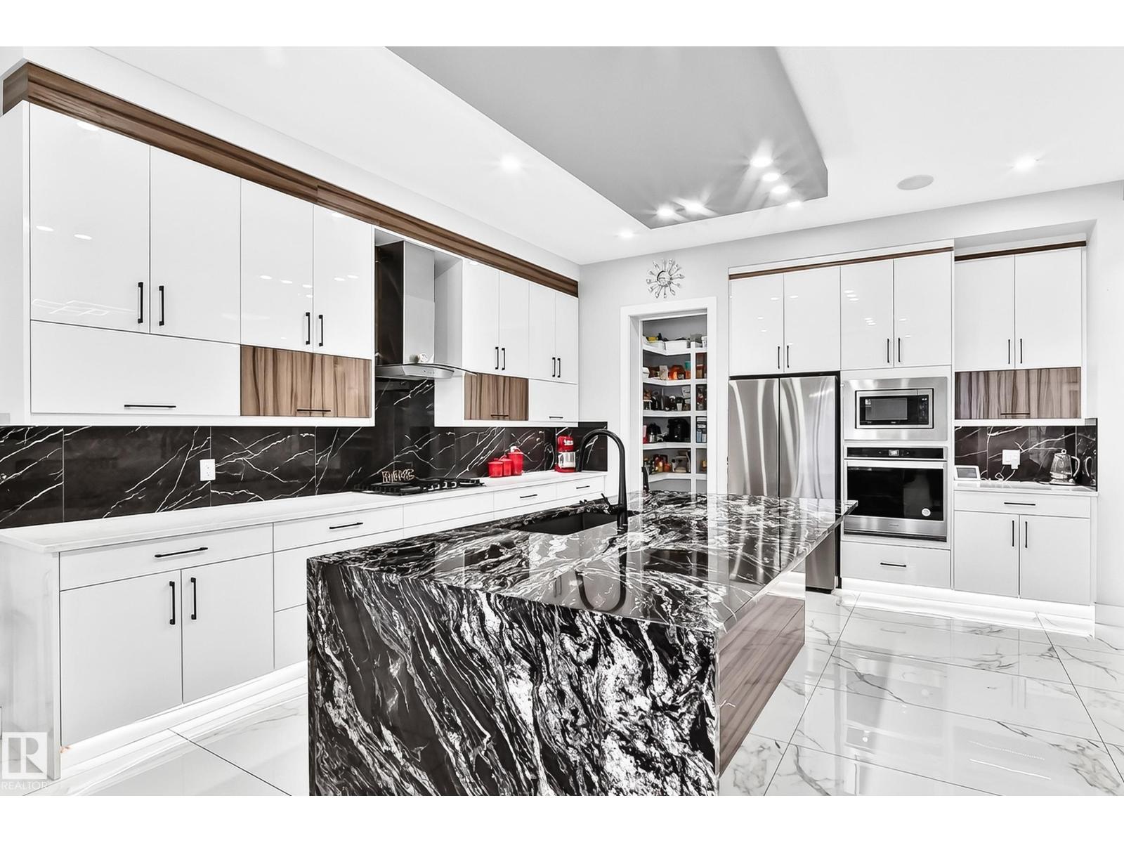1667 ENRIGHT WY NW - 20