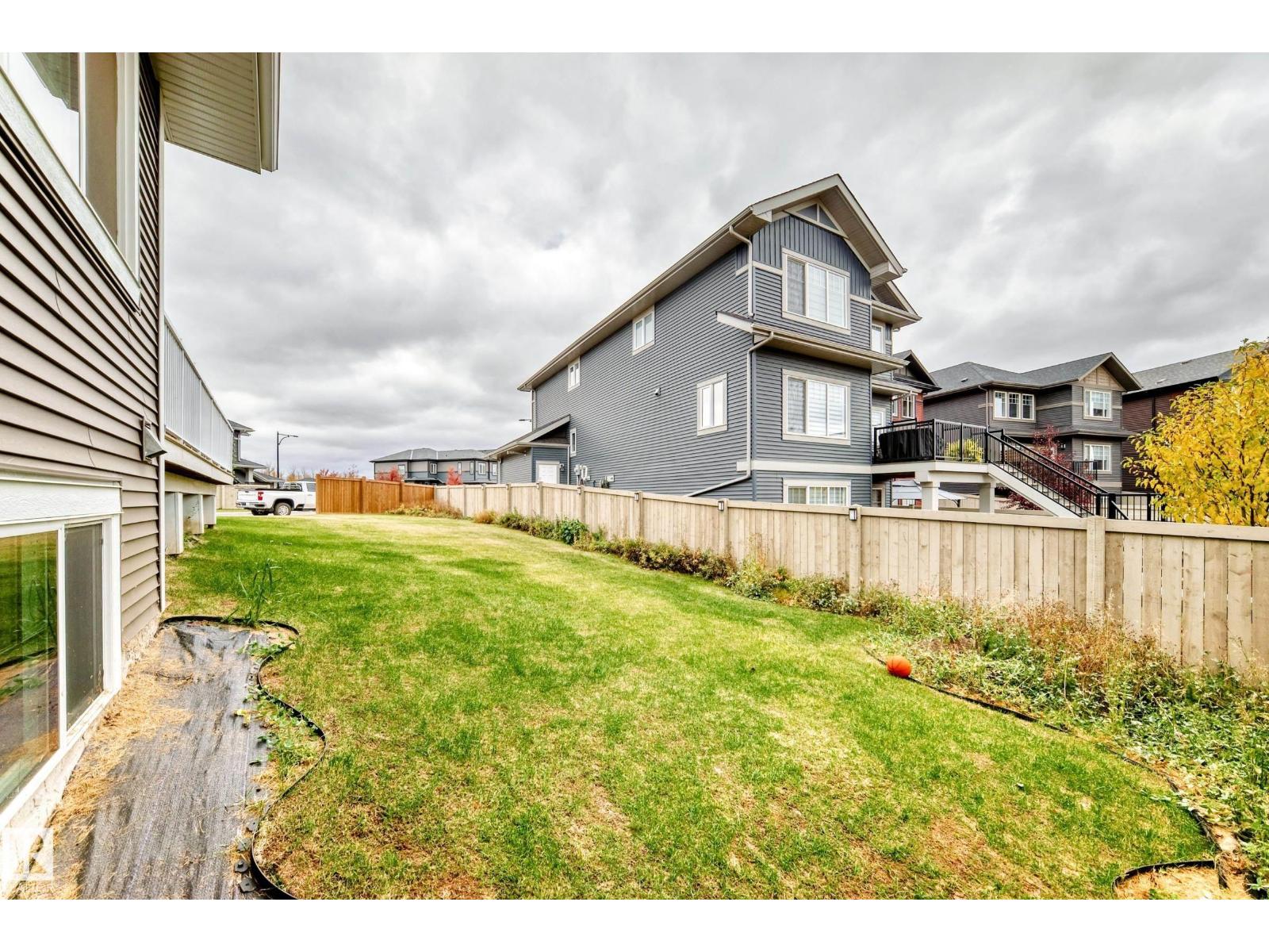 1667 ENRIGHT WY NW - 69