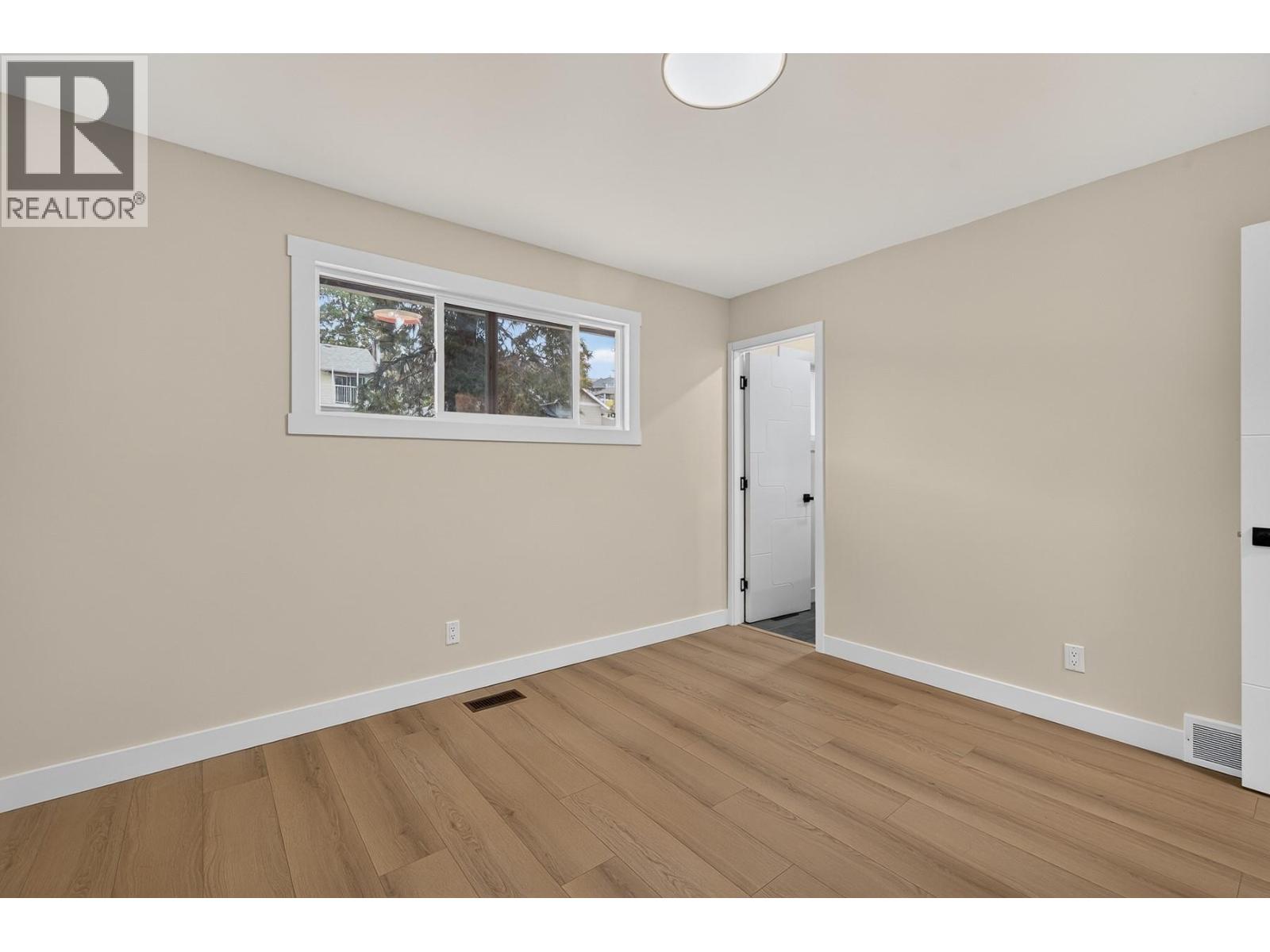 10551 Sherman Drive, Lake Country - Image 1
