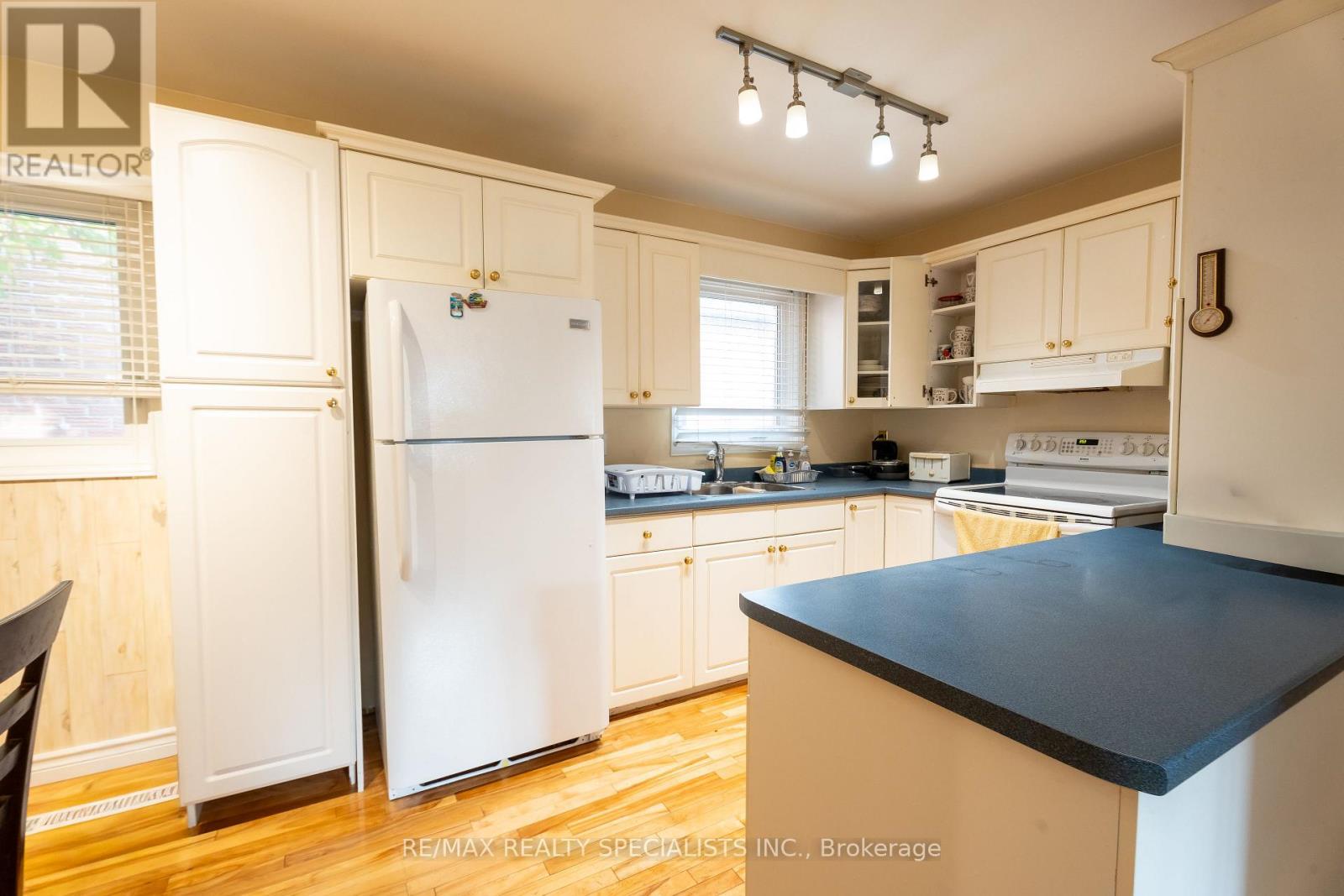 26 VIVALDI CRESCENT, Brampton (Brampton South) — photo 9
