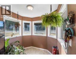 4pc Bathroom - 1740 Macaulay Road, Merritt, BC V0K2L0 Photo 18