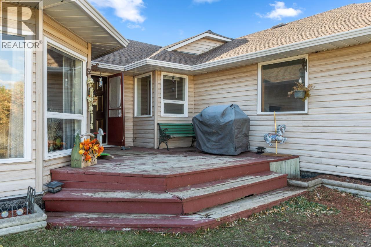  1740 MACAULAY Road, Merritt