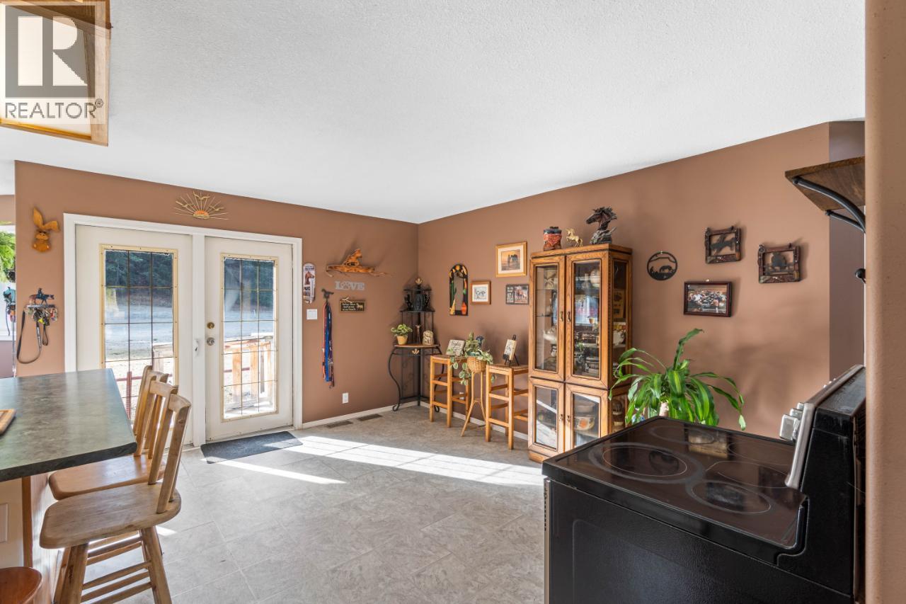 1740 MACAULAY Road - 17