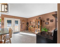 5pc Bathroom - 1740 Macaulay Road, Merritt, BC V0K2L0 Photo 17
