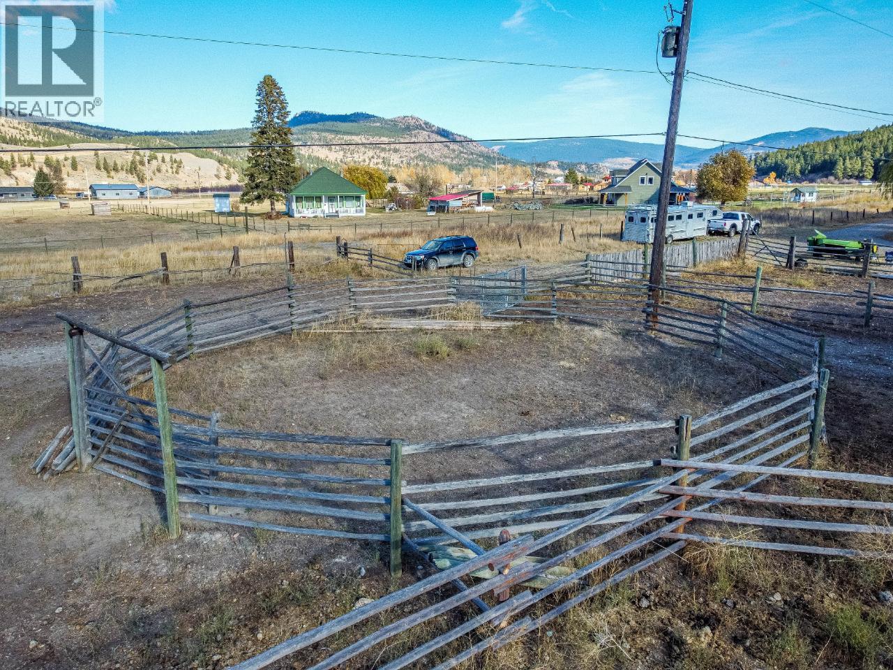 1740 MACAULAY Road - 60