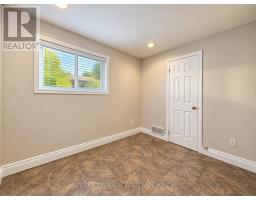 676 Emery Street E, London South, ON N6C2G4 Photo 16