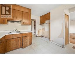 2 Lincoln Crescent, Guelph, ON N1E1Y8 Photo 14