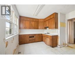 2 Lincoln Crescent, Guelph, ON N1E1Y8 Photo 12
