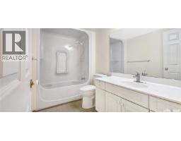103 230 Lister Kaye Crescent, Swift Current, SK S9H0A2 Photo 11