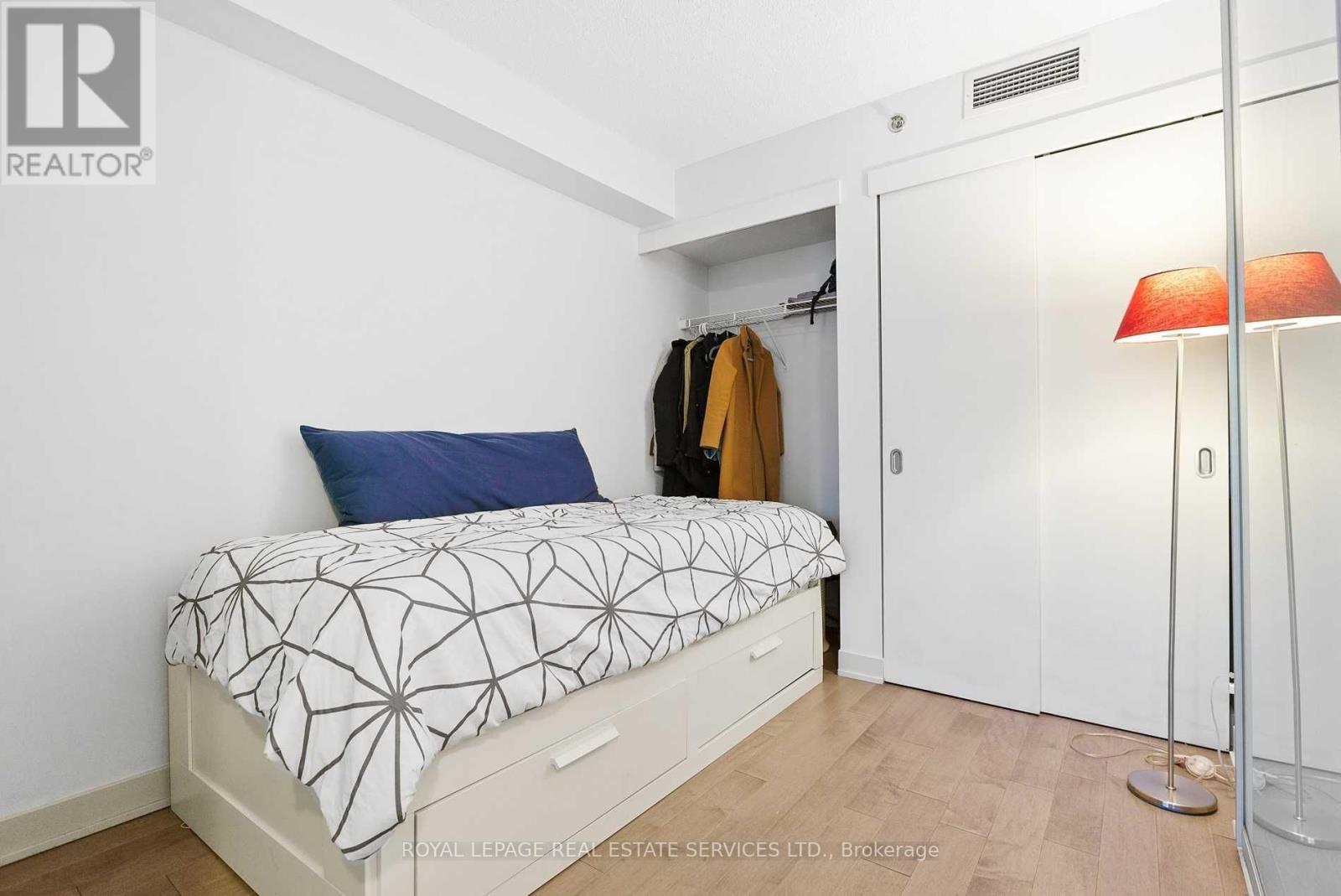 430 - 21 NELSON STREET, Toronto (Waterfront Communities) — photo 12