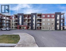 2212, 15 Saddlestone Way NE - photo 2