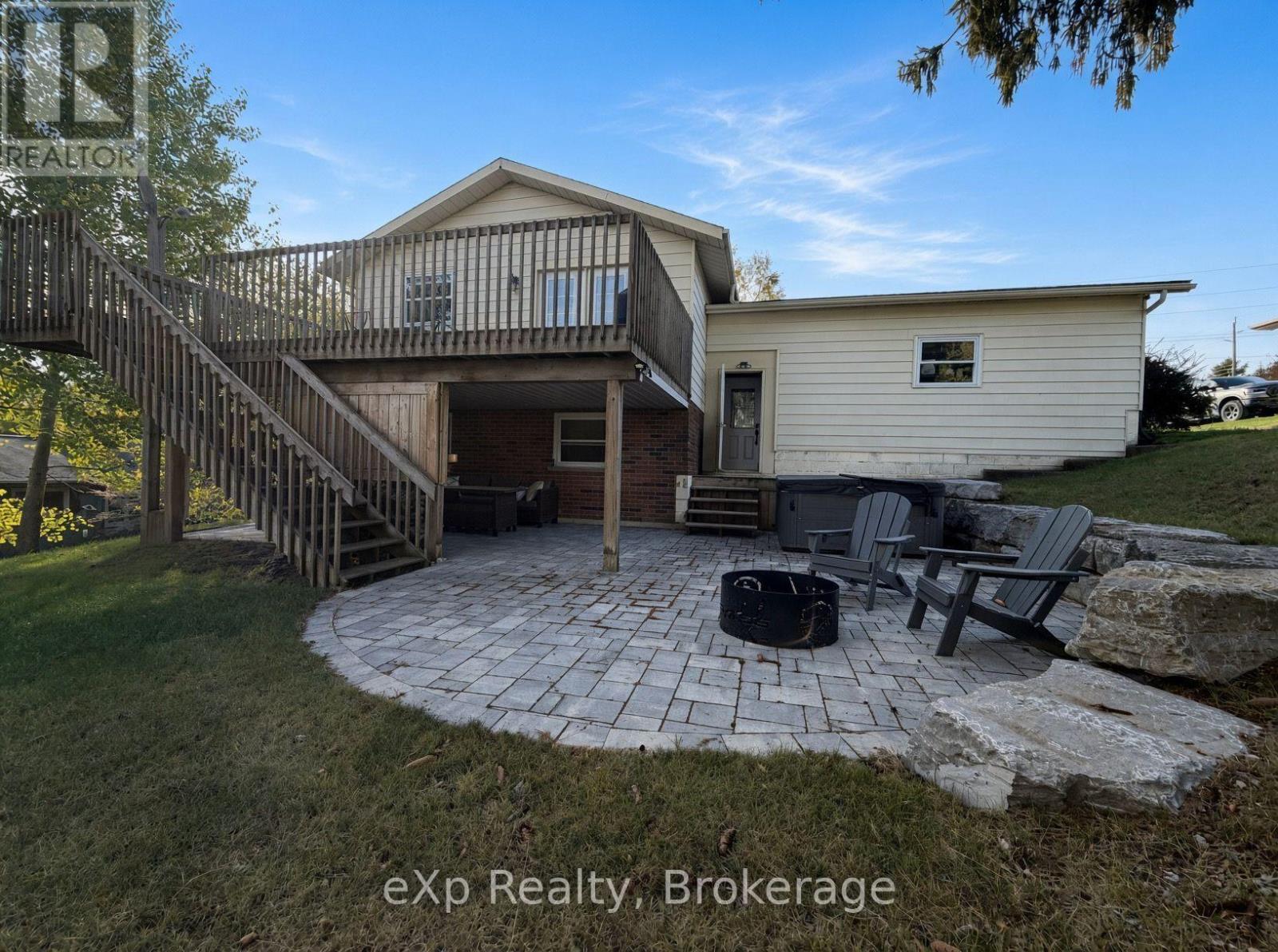 9 CHARLOTTE STREET - 22
