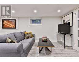 Rear - 95 Parkside Drive, Toronto, ON M6R2Y8 Photo 12