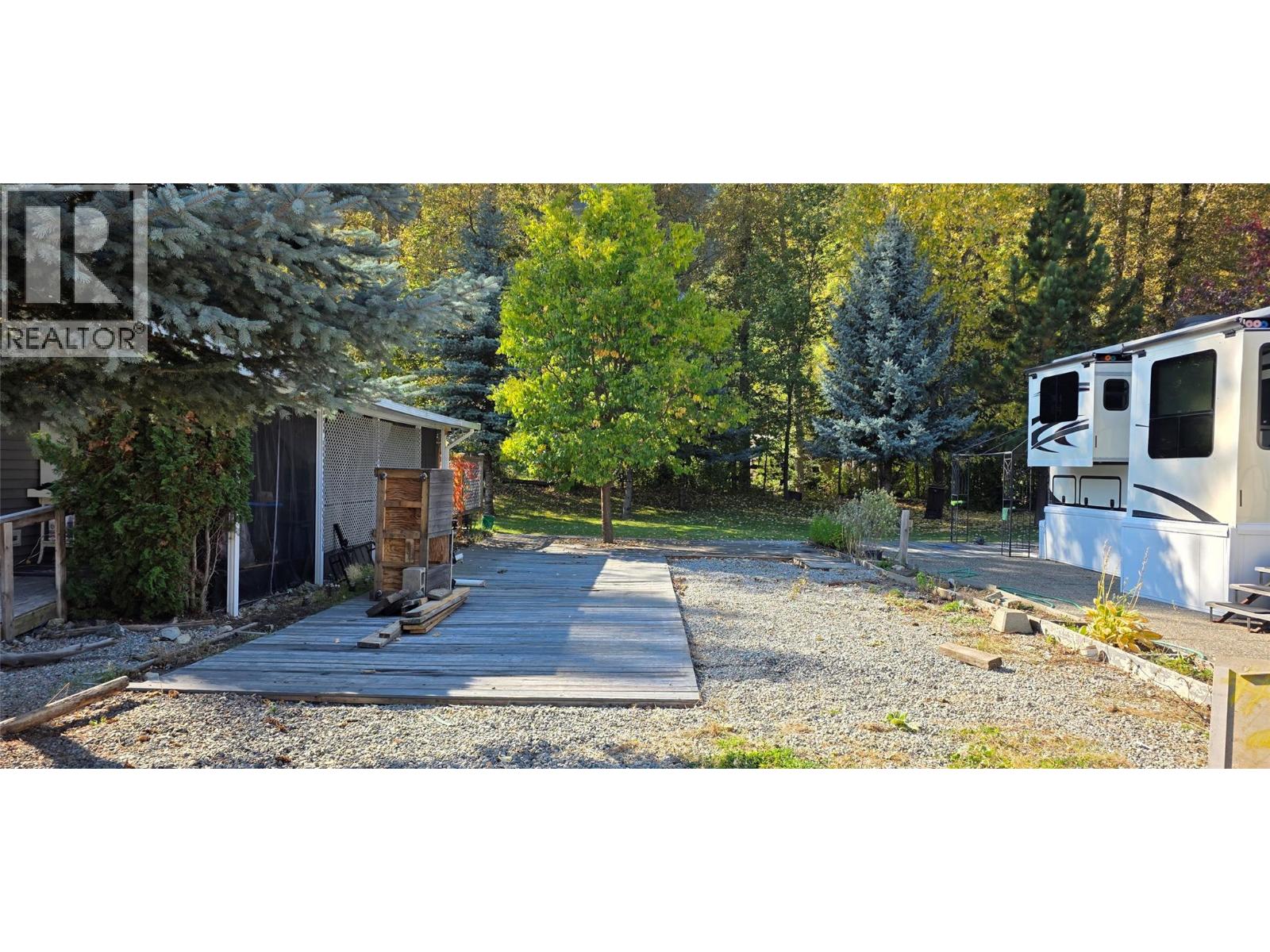 #29 321 Copper Avenue N - 1