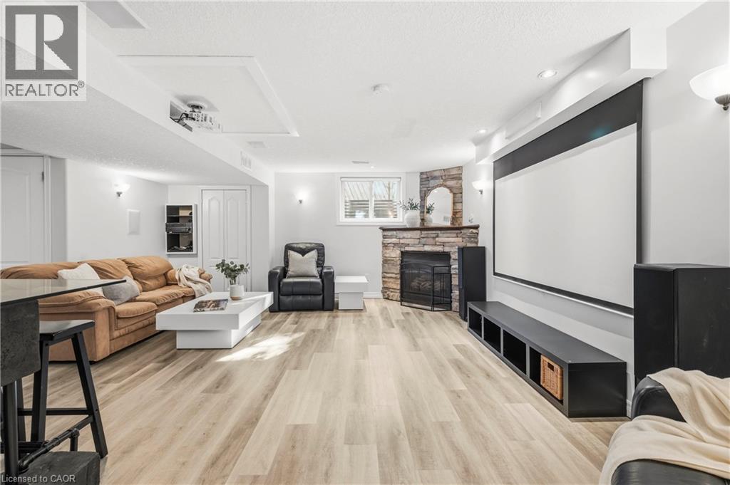 173 Stiefelmeyer Crescent — photo 30