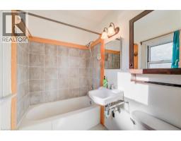 11 Crestwood Avenue, Kitchener, ON N2H4K6 Photo 16