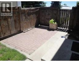 39 Meadowlark Boulevard N - photo 26