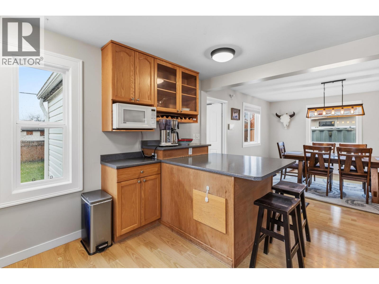905 HARPER STREET - 7