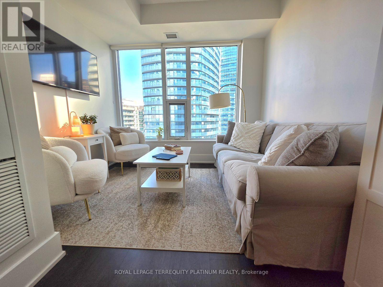 3212 - 10 YORK STREET, Toronto (Waterfront Communities) — photo 4