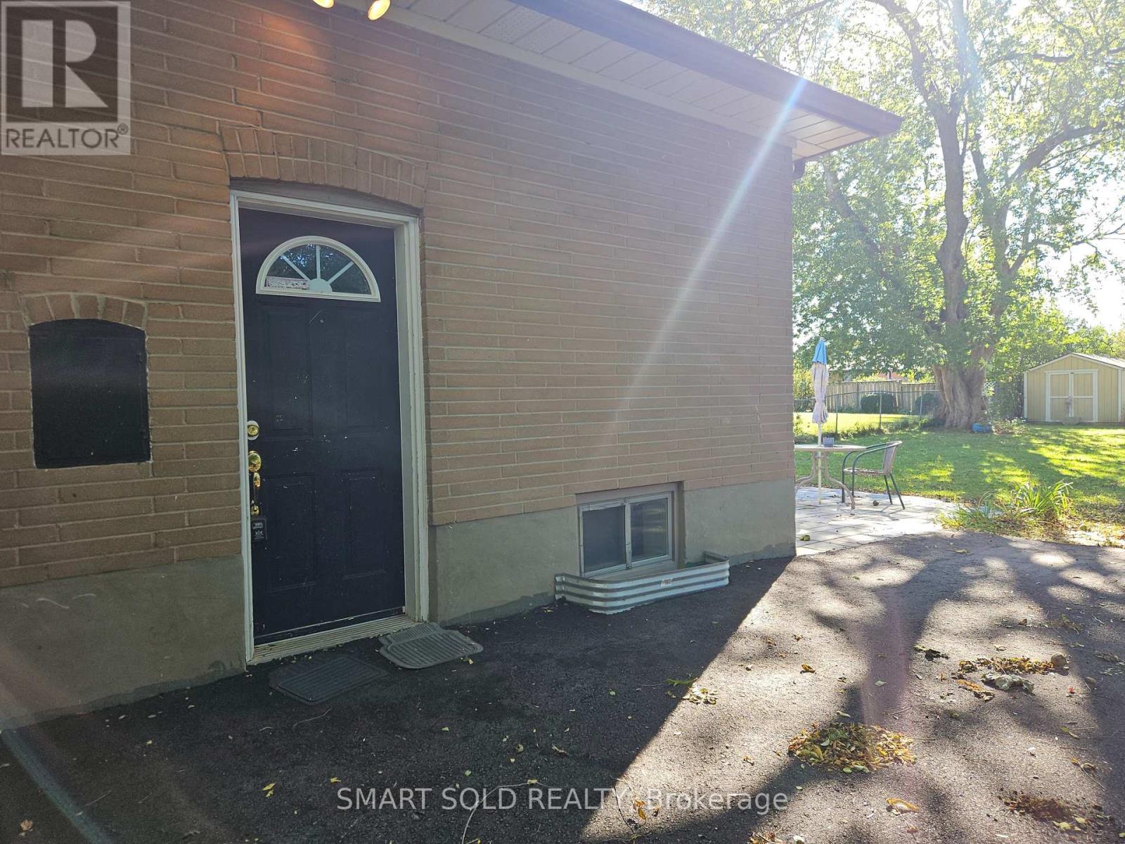 BSSEMENT - 711 DUNLOP STREET W, Whitby (Downtown Whitby) — photo 2