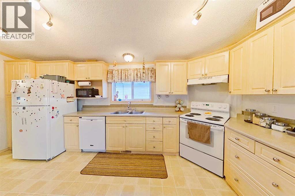 308 1A Avenue SW - 21