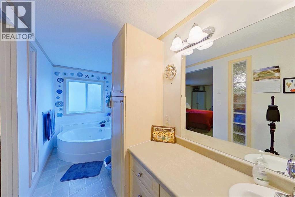 308 1A Avenue SW - 33