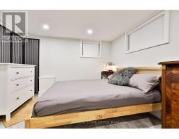 Rear - 95 Parkside Drive, Toronto, ON M6R2Y8 Photo 21