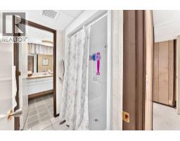 1 Cochrane Crescent - photo 33