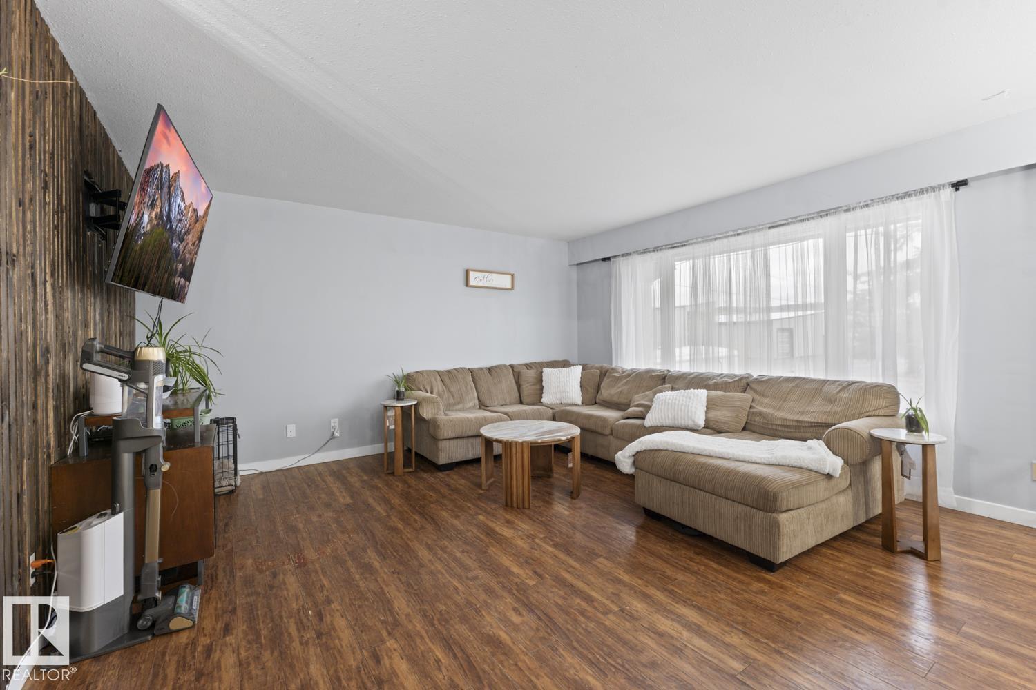622 13 ST - Image 4