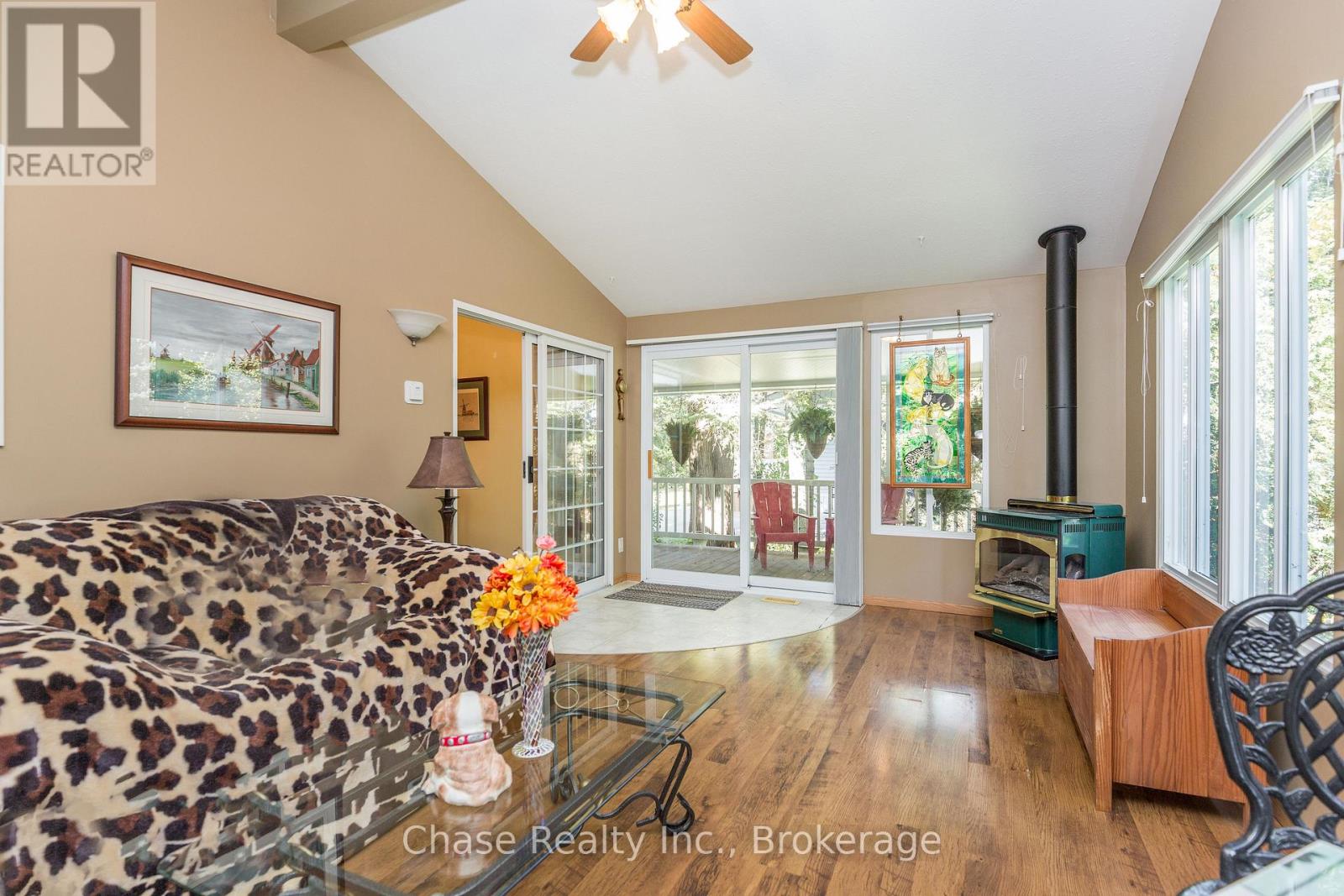 36 TOPAZ STREET - 10