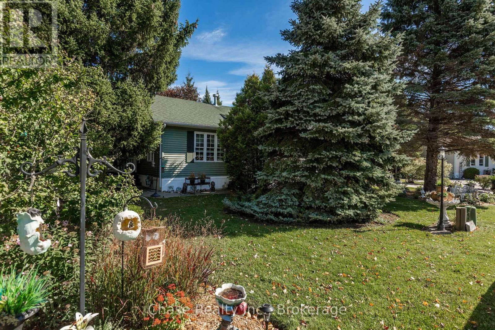 36 Topaz Street — photo 19