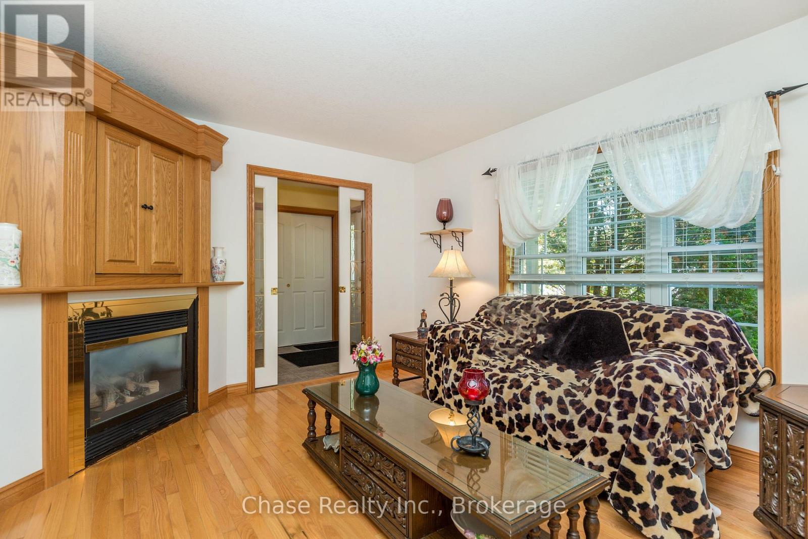 36 TOPAZ STREET - 6