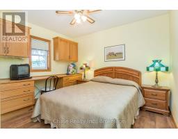 36 Topaz Street, Wasaga Beach, ON L9Z1X7 Photo 12