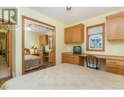 36 Topaz Street, Wasaga Beach, ON L9Z1X7 Photo 13