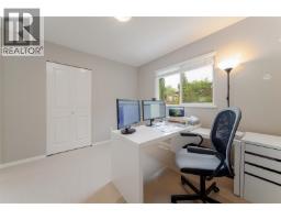 143 Maple Drive, Port Moody, BC V3H0A8 Photo 15