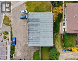 5114 Bowness Road NW - photo 38