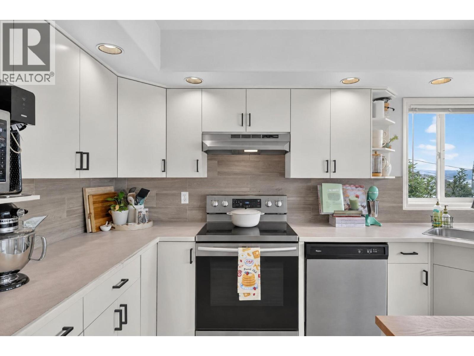  5290 Clarence Road, Peachland