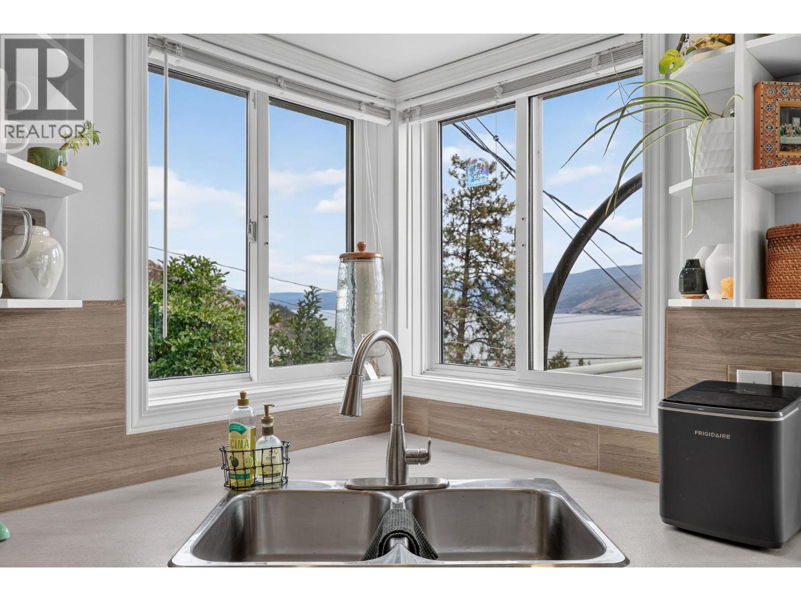  5290 Clarence Road, Peachland