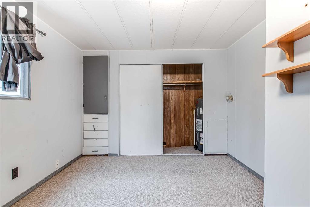 64, 4000 13 Avenue SE - 27